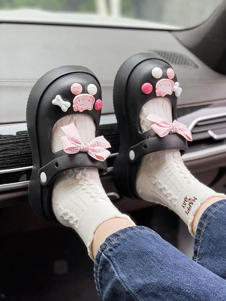 Hello Kitty Bowtie Slip on Shoes