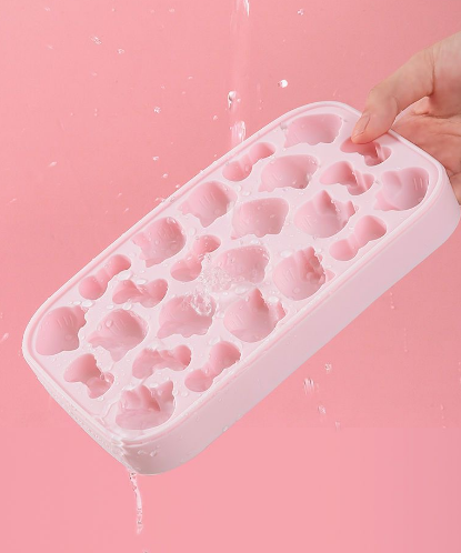 Hello Kitty  Ice Making and Storage Box Set