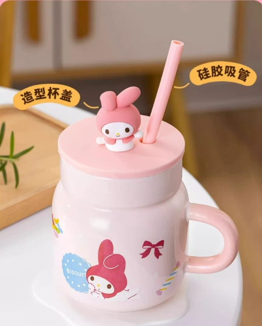 Sanrio Glass Water Cup with straw 450ml