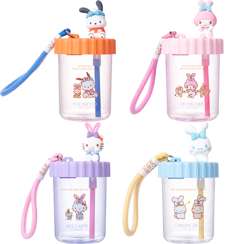 Sanrio Hand  Sippy cup