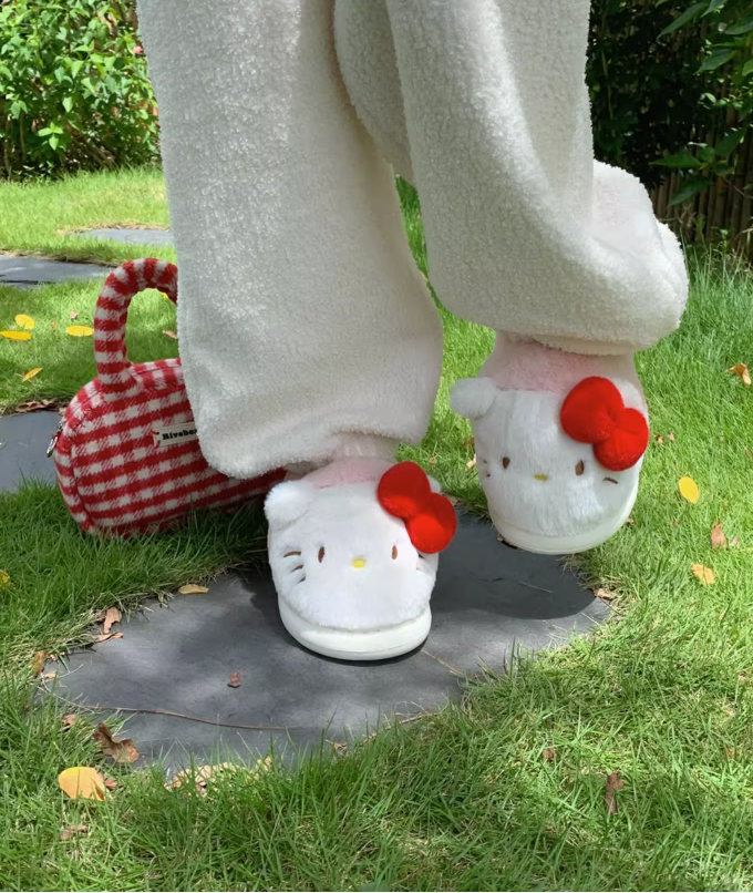 Hello Kitty  Warm home plush shoes