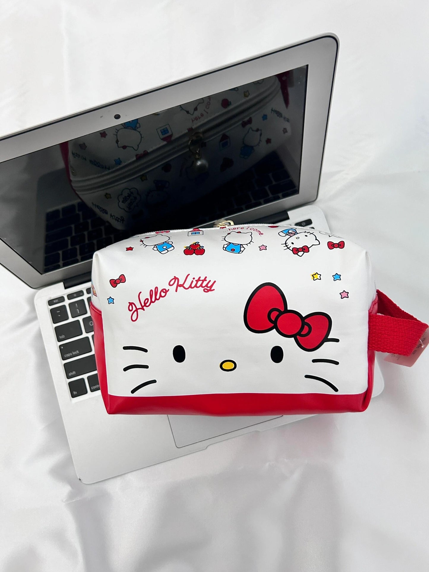 Hellokitty Travel Makeup Portable Storage Bag | Dividers for Cosmetics Makeup Brushes Toiletry Jewelry Digital Accessories