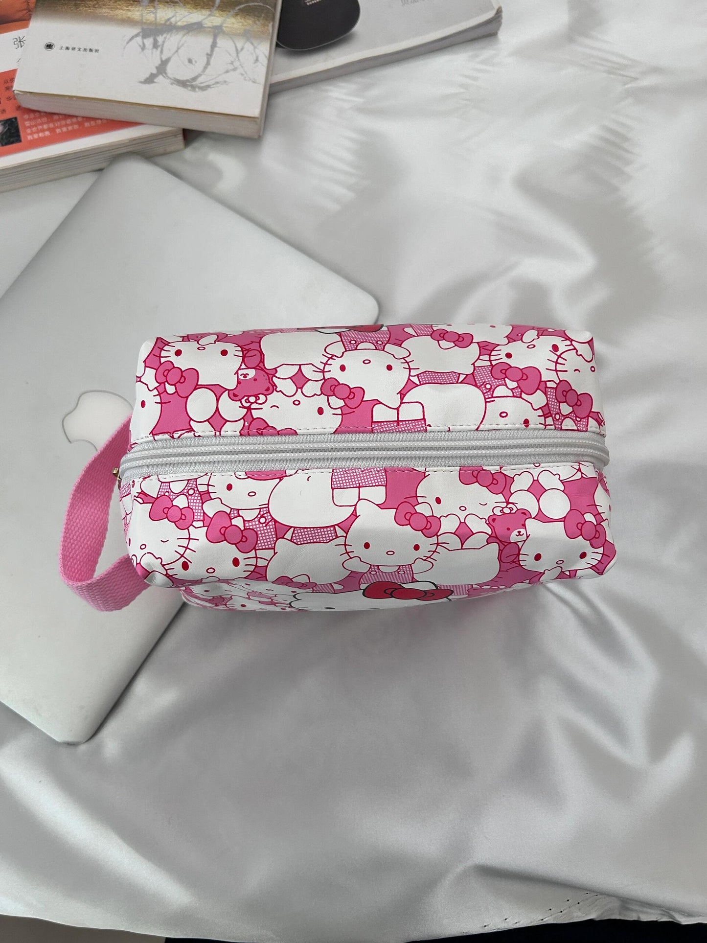 Hellokitty Travel Makeup Portable Storage Bag | Dividers for Cosmetics Makeup Brushes Toiletry Jewelry Digital Accessories