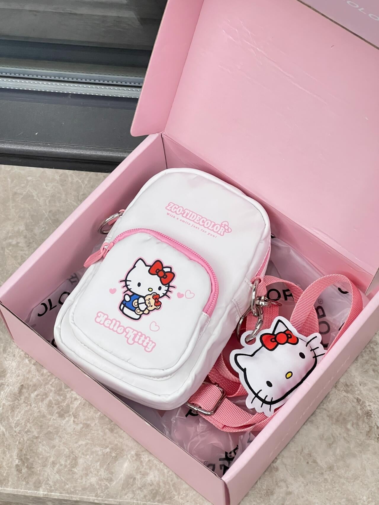 Hellokitty Small Crossbody Bags Mini Cell Phone Purses with Crossbody Strap Phone Wallet Shoulder Bag Nylon Arm Bag